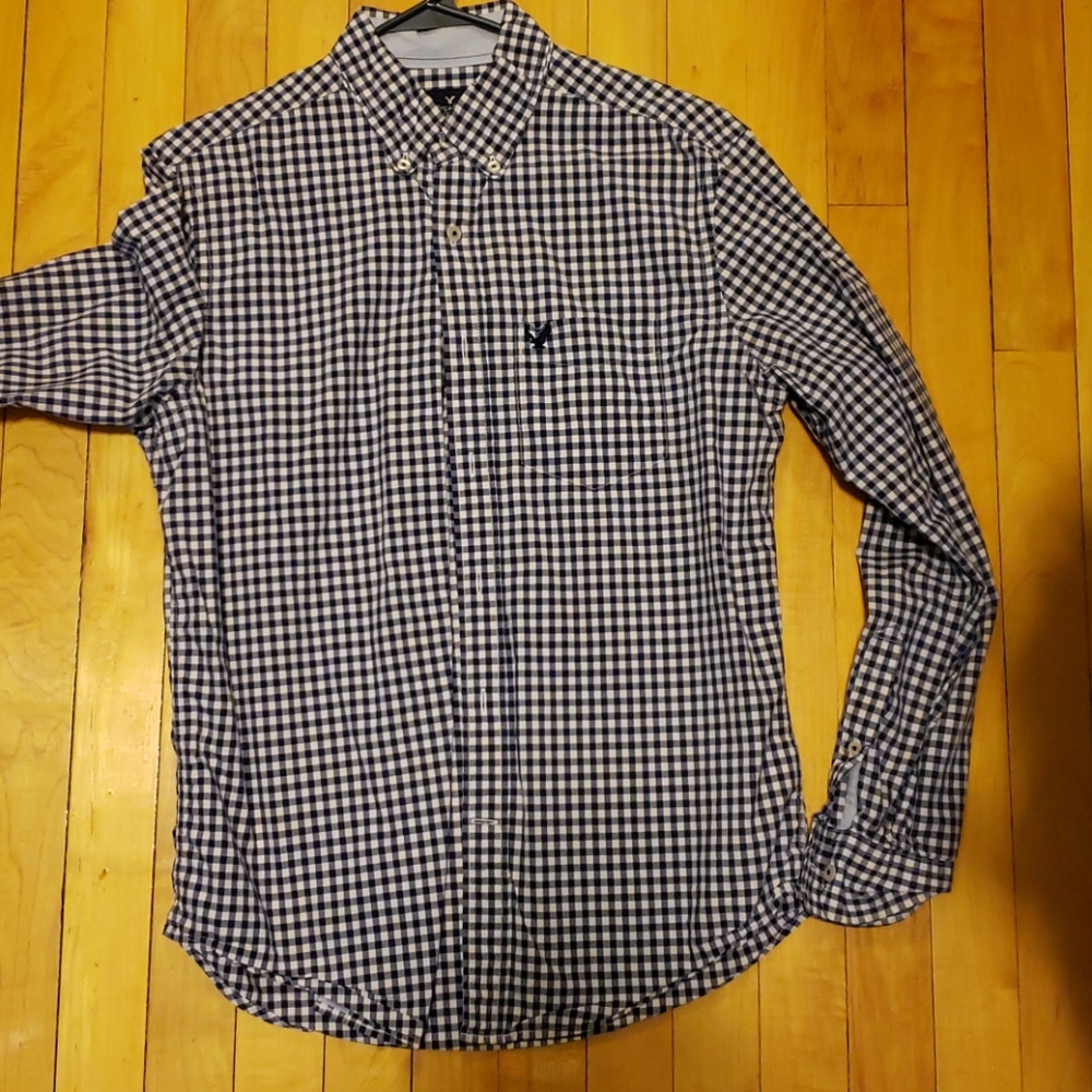 American eagle button up
